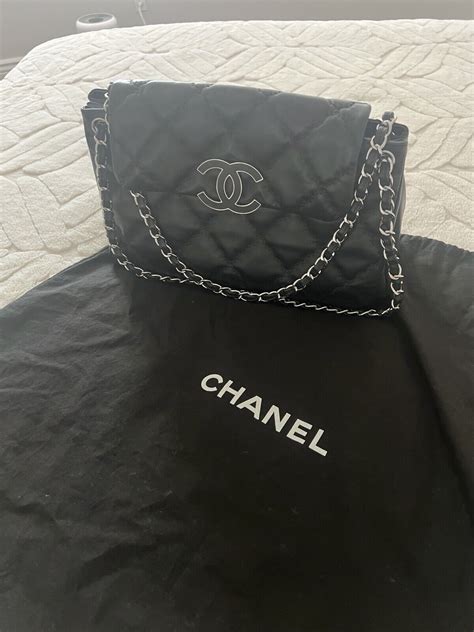 chanel hamptons cc flap bag|authentic Chanel classic flap bag.